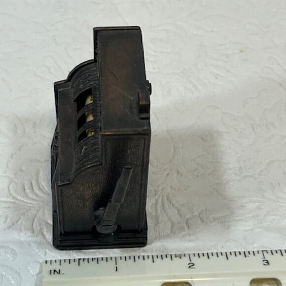VTG Diecast Metal Toy Mini Pencil Sharpener Slots Machine w/Movable Lever2"x2.5 - Picture 11 of 11